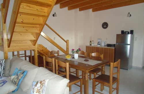 Paliki Cottage | RODIES COTTAGE ΜΟΛΙΣ 3 ΧΙΛΙΟΜΕΤΡΑ ΑΠΟ ΤΗΝ ΜΑΓΕΥΤΙΚΗ ΠΑΡΑΛΙΑ ΤΩΝ ΠΕΤΑΝΩΝ