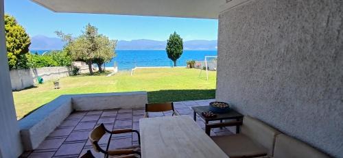 Psathopirgos Apartment | Rodini Sea House