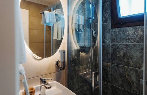 Gulbahce Mahallesi Bed & Breakfast | Rodones 1924