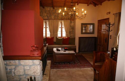 Almopia Apartment | Roes Suites