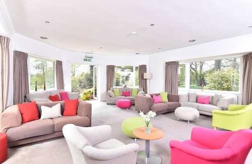 Staplefield Hotel | Roffey Park Venue