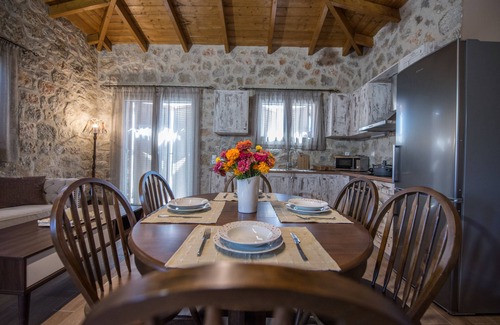 Peratia Villa | Roggaki Ionian Villas