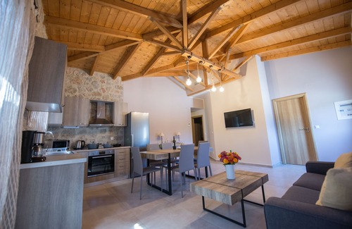 Peratia Villa | Roggaki Ionian Villas