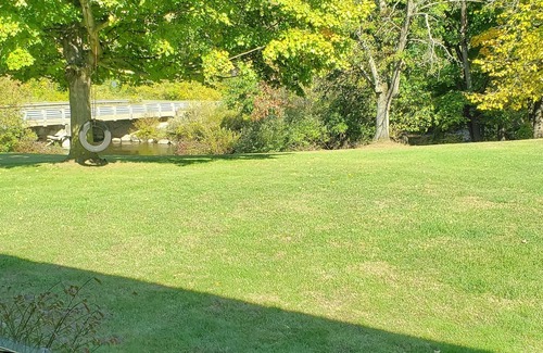 Rockford House | Rogue River Frontage