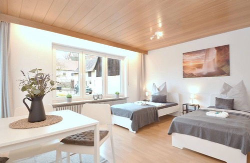 Rohr Apartment | Roh01 - Geräumige Apartment mit Terrasse in Rohr bei Nürnberg, 90 qm, 3 Schlafzimmer, Max. 6 Personen