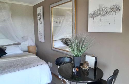 Koelenhof House | Roland’s Valley Art Accommodation