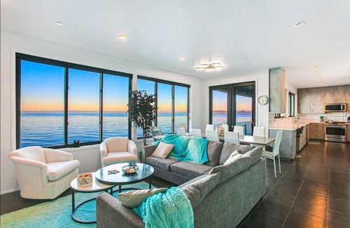 Rollingbay House | Rolling Bay Villa