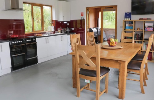 Newcastle-on-Clun Cottage | ROLLING HILLS, family friendly, with open fire in Bishop's Castle