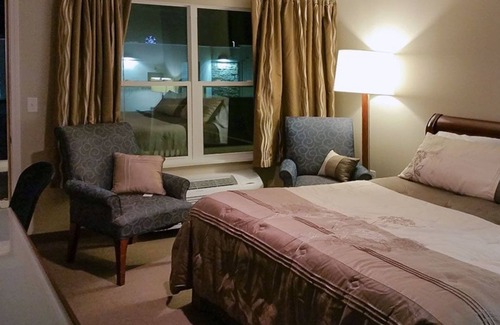 Cherokee Hotel | Rolling Hills Lodge