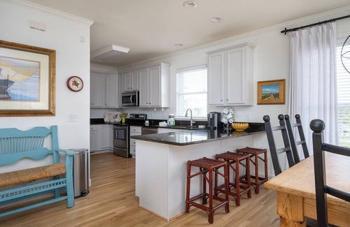 Oceanmarsh Subdivision House | Rolling Tide - Short Walk to the Beach