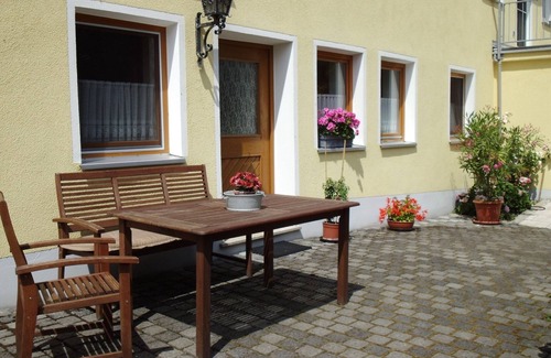 Schwarzenbach am Wald Apartment | Rollstuhlgeeignetes Feriendomizil (60qm) auf Bauernhof mit vielen Freizeitmöglichkeiten