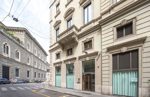 Scala Apartment | Romagnosi III - Three Bedroom Apartment, Sleeps 10
