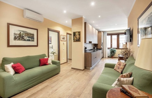 Rione XIV Borgo Apartment | ROMAN DREAM I, exclusive apartment nearby Saint Peter's!