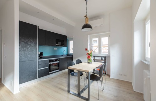 Rione VII Regola Apartment | Roman Residenza: Bright, Quiet, Modern Apt. in Central Rome.