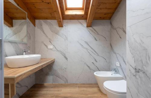 Oleggio Apartment | Romana Luxury Suite - SELF CHECK-IN WI-FI