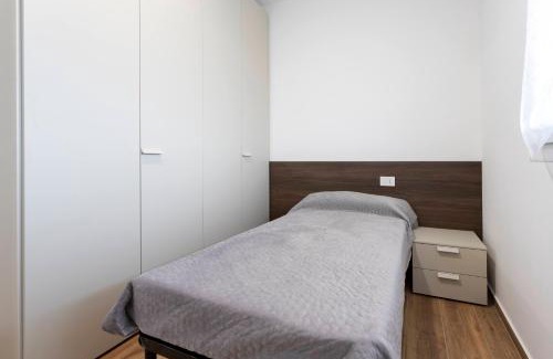 Oleggio Apartment | Romana Luxury Suite - SELF CHECK-IN WI-FI