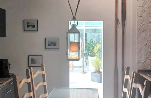 Zeuthen Apartment | Romance by the lake - near Berlin. Unusual and dreamy with terrace for two