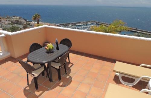 Los Gigantes Apartment | Romantic Retreat with Marine View