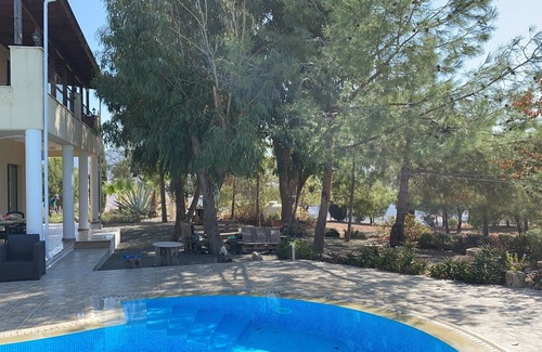 Pano Arodhes Villa | Romantic 5 Bedroom Villa with private salted Pool. Cyprus
