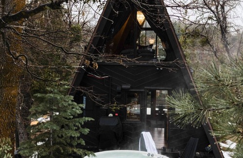 Arrowbear Lake Cabin | Romantic A-Frame Cabin w/Hot Tub, Fire Pit, Boulders, Fireplace, Hiking, BBQ