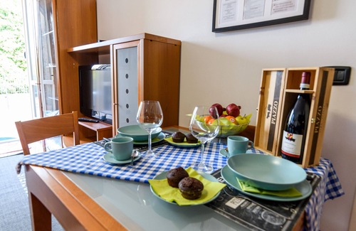 Borgonovo Apartment | ROMANTIC APARTMENT WITH ROUND BED