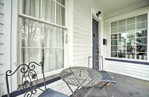 Westfield Apartment | Romantic Apt Near Wineries, Golf & Lake Erie!