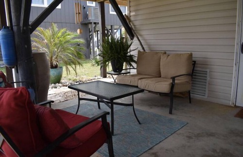Holden Beach Apartment | Romantic beach getaway