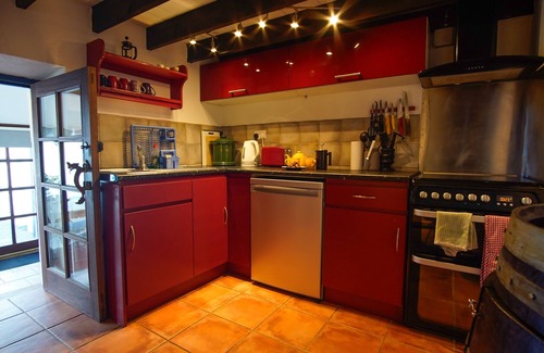 Goleen Cottage | Romantic bijou property located on the edge of the Atlantic ocean.