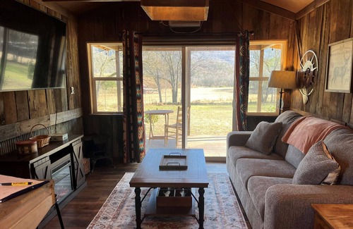 Lupton City Cabin | Romantic Cabin -Also available RV pad w/hookups -Heated Outside Shower & Soaker Tub - Mountain Views