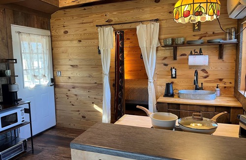 Lupton City Cabin | Romantic Cabin -Also available RV pad w/hookups -Heated Outside Shower & Soaker Tub - Mountain Views