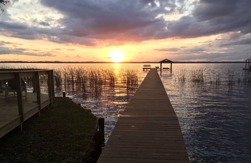 St. Augustine Cabin | ~ ROMANTIC CABIN & HOUSE Sleeps 6 ~ ST. JOHN’S RIVER~ Bring Kayaks!