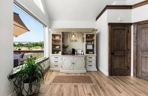 Point House | Romantic Cabin with King bed, views + beach! #4