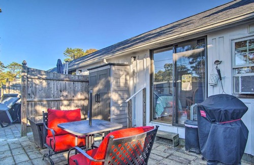 Dennis Port Apartment | Romantic Cape Cod Studio with Patio, Near Beaches