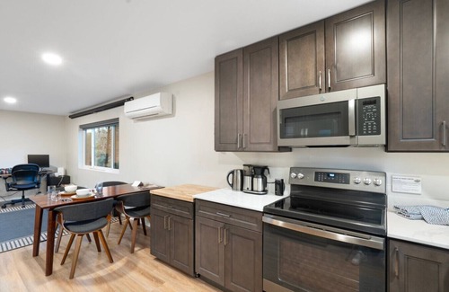 Sedona Apartment | Romantic Casita with Views - 5 minutes to Chapel, Cathedral Rock