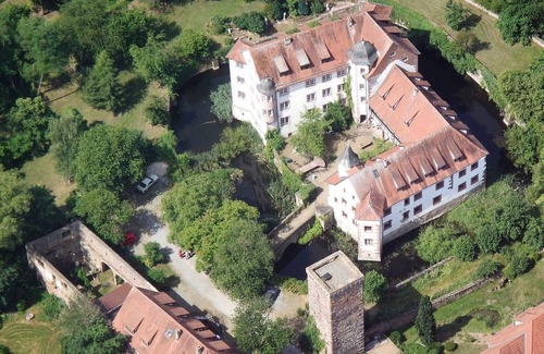 Lohrbach Apartment | romantic castle apartments in the Heidelberg/Neckartal region