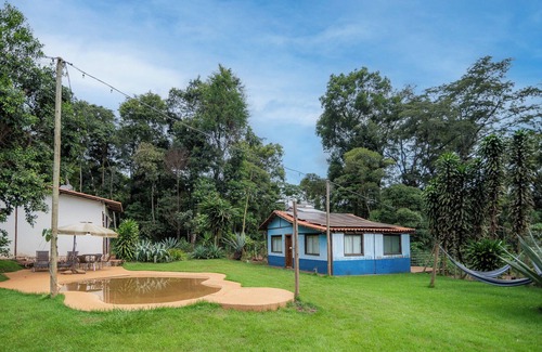 Piedade do Paraopeba Ski Chalet | Romantic chalet with double bathtub in Brumadinho 30 minutes from BH. Pet friendly