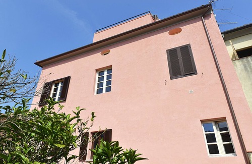 Marciana Marina Apartment | ROMANTIC CHARACTERISTIC ACCOMMODATION, RENOVATED WITH ALL MODERN COMFORTS.
