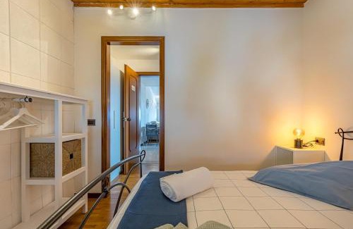 Acquaseria Apartment | ROMANTIC COMO HIDEAWAY with private parking