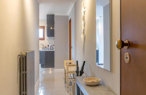 Acquaseria Apartment | ROMANTIC COMO HIDEAWAY with private parking