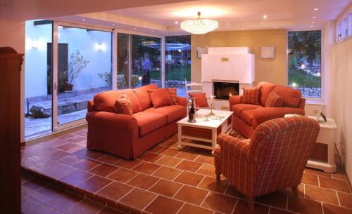 Bad Erlach House | Romantic Cottage