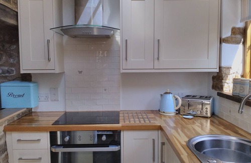 Sibford Gower Cottage | Romantic cottage with period features on the edge of the Cotswolds.