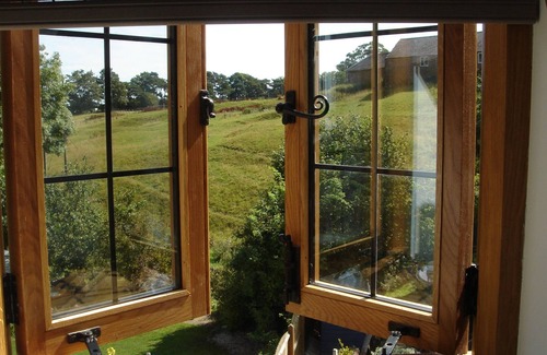 Sibford Gower Cottage | Romantic cottage with period features on the edge of the Cotswolds.