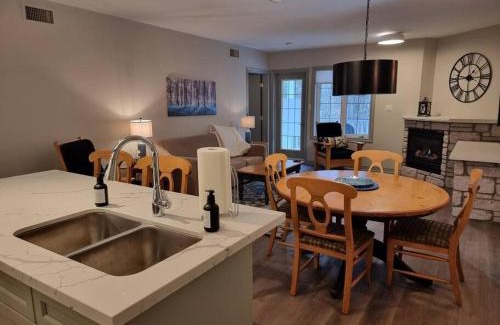 Oro-Medonte Apartment | Romantic Country Getaway