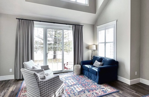 Reeders Ski Chalet | Romantic Couples Suite in the Poconos