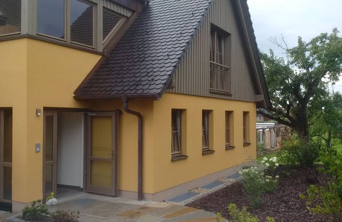 Jenkwitz Apartment | romantic double room with plenty of space to dream and linger