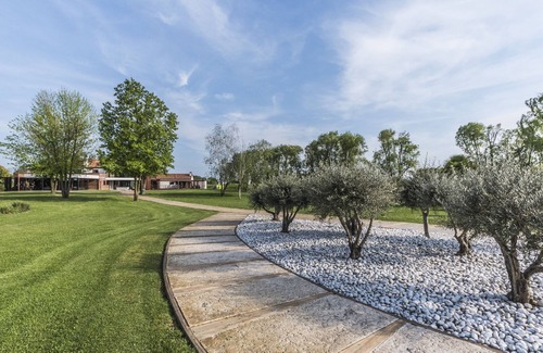 Meolo Villa | Romantic escape in luxury Italian villa,