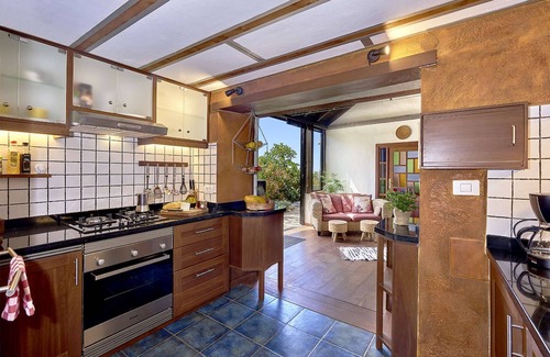 Garafia House | Romantic Finca El Rincon- secluded location in a vineyard with pool- northwest La Palma