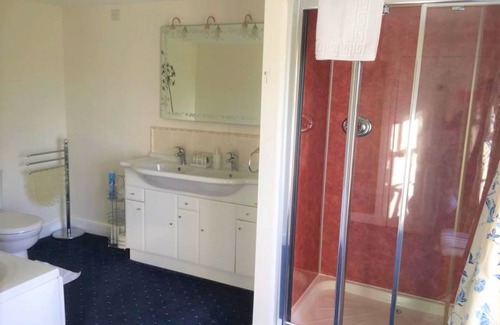 Lower Godney Bed & Breakfast | Romantic Four Poster Bed Room on Somerset Levels