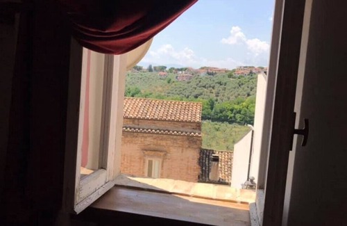 Loreto Aprutino Apartment | Romantic getaway in the medieval district of Loreto Aprutino
