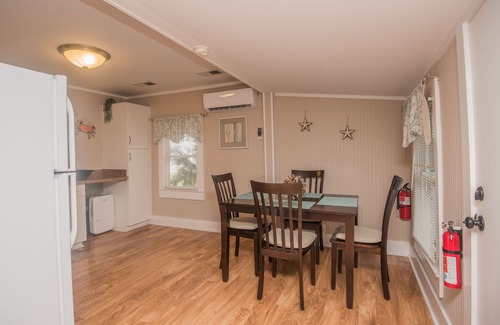 Historic District Cottage | Romantic Getaway for 2